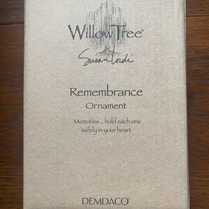 Demdaco Willow Tree Remembrance Ornament - Cream